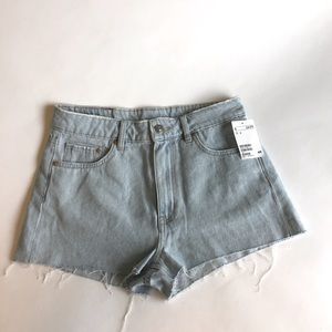 New H&M Blue Jean Shorts size 8